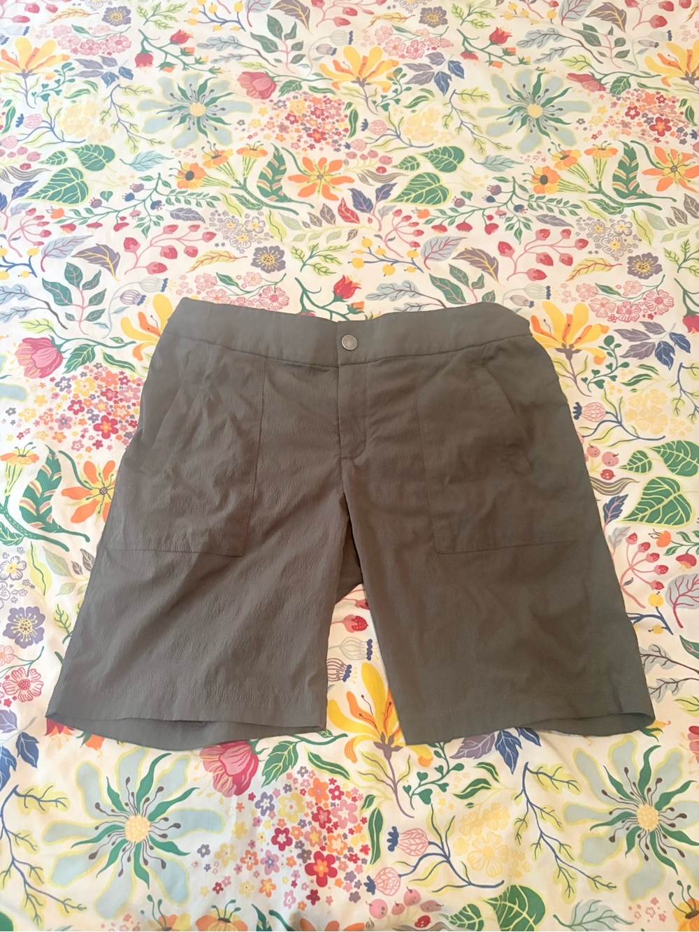 Athleta shorts size 8